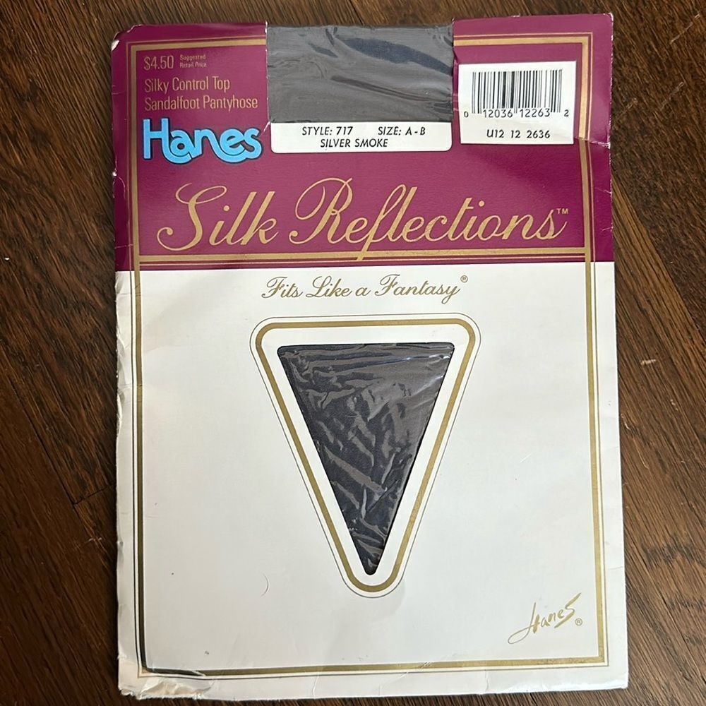 Vintage 1987 new in packaging Hanes Silk Reflections control top pantyhose‎